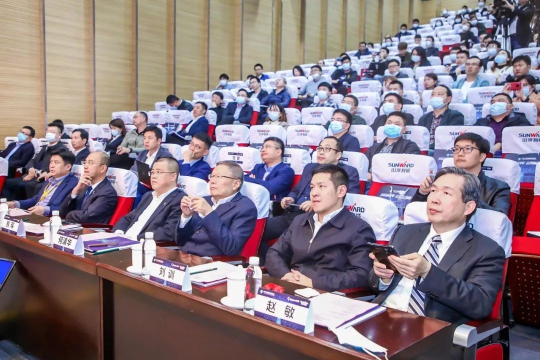 ��Ϣ����������ҵ��������ںϷ�չ����ҵ���Ƽ�qyh���ѻ�����ֳ���·