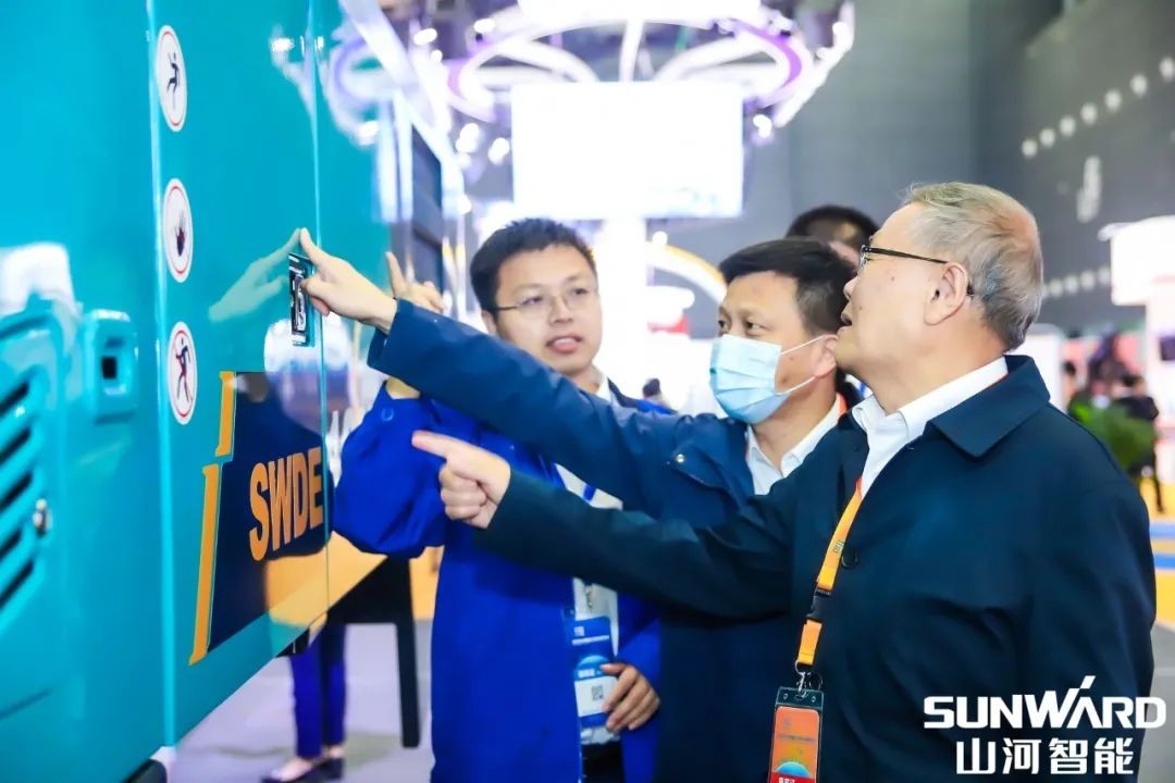 ��qyh���ѻ�����̡����೤ɳ���ʹ��̻�еչ��50����Ʒ����qyh���ѻ�������ܴ���ʵ��
