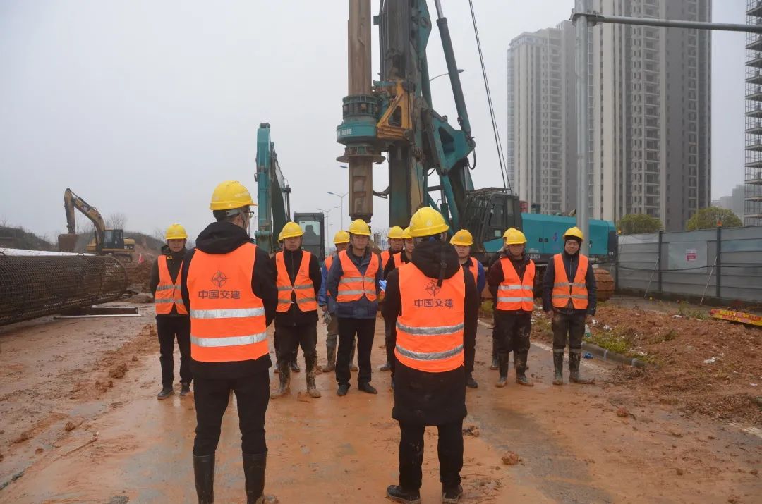 20220211093120_57403 铆足“虎”劲加油干!qyh球友会官网智能掀起复工复产热潮