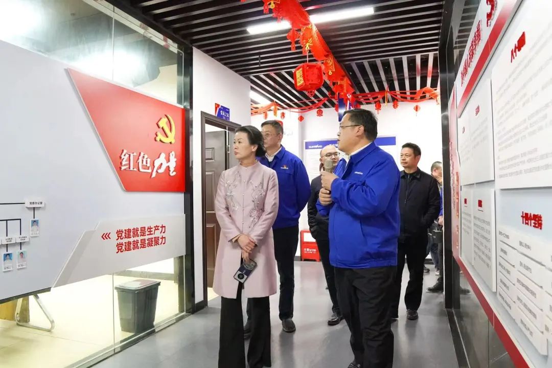20220302084839_96016 长沙市总工会、长沙经开区总工会一行调研qyh球友会官网智能