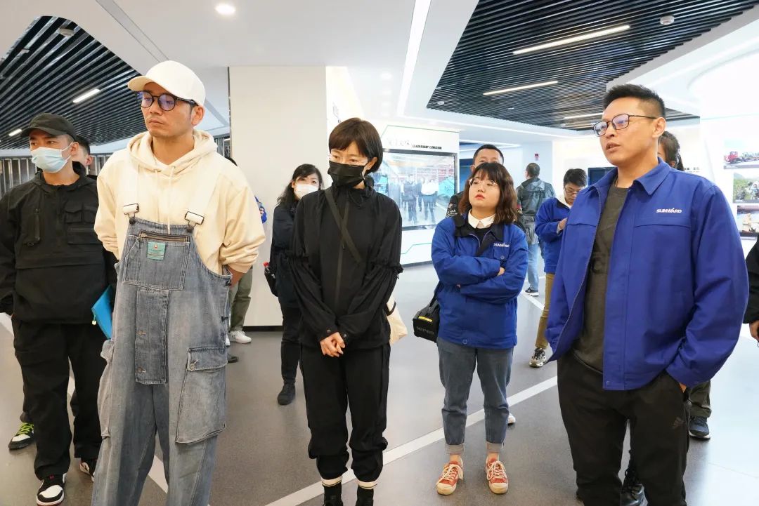 20220315083233_81539 硬实力+软名片!qyh球友会官网智能协拍电视剧《沉中之沉》开机