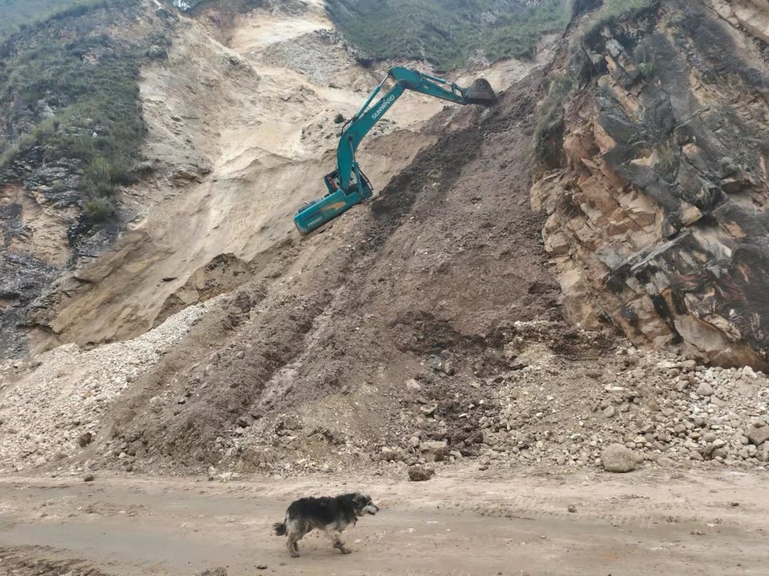 ��ս����ڶ���ɽ����qyh���ѻ���������豸������³����˹���ȹ�·��Ŀ����