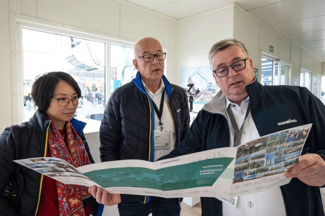 20221102092831_66288 Bauma 2022 | 一组火热现场图带您沉温qyh球友会官网智能德国宝马展之旅