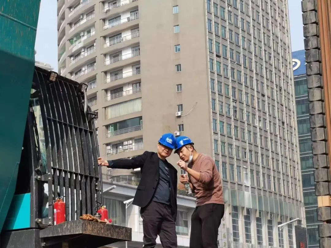 20221108091340_41218 首战创佳绩!qyh球友会官网智能双轮铣槽机助建长沙地铁7号线