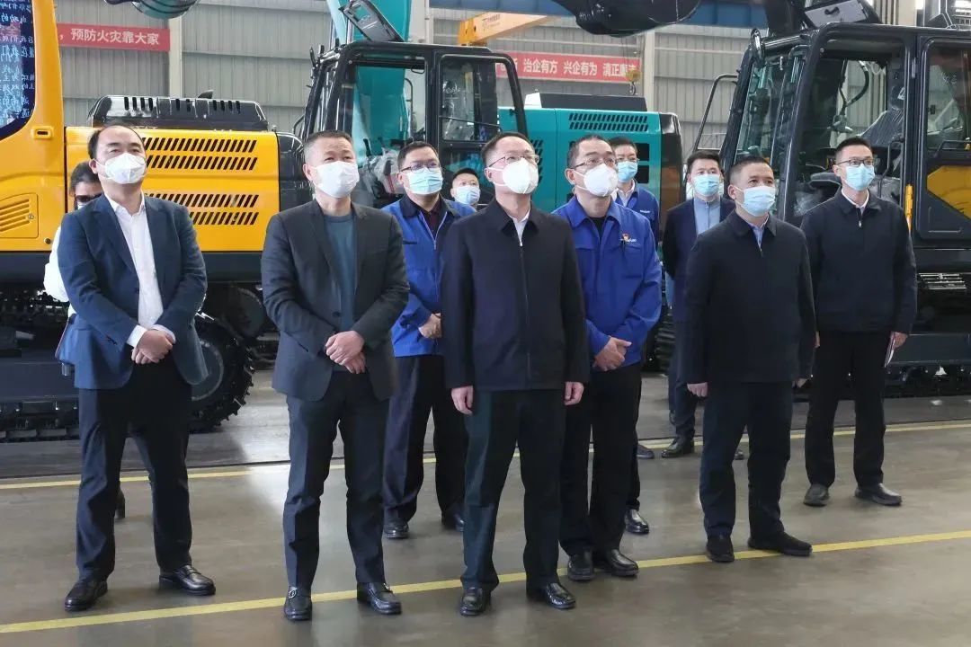 20230113094027_17402 彭涛副市长督导qyh球友会官网智能安全出产工作、发展新春慰问