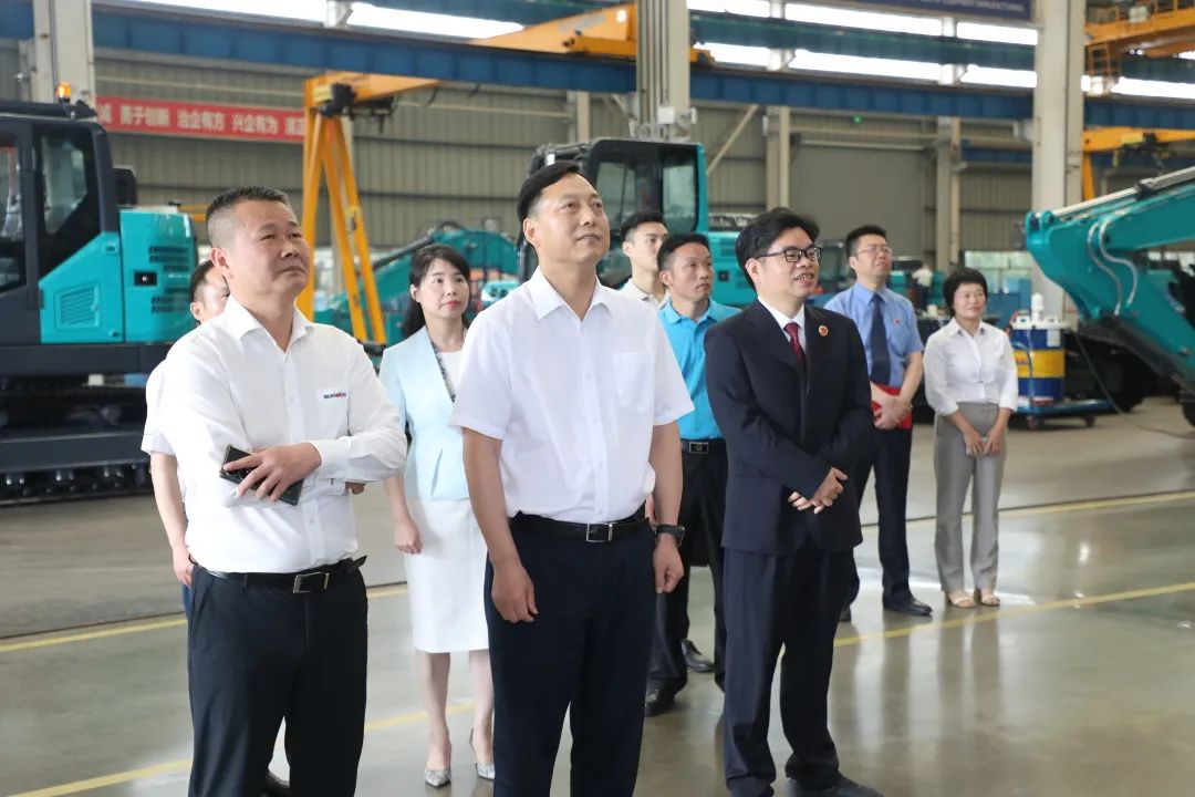 20230607082719_76301 长沙市人民检察院党组书记、检察长余湘文调研qyh球友会官网智能