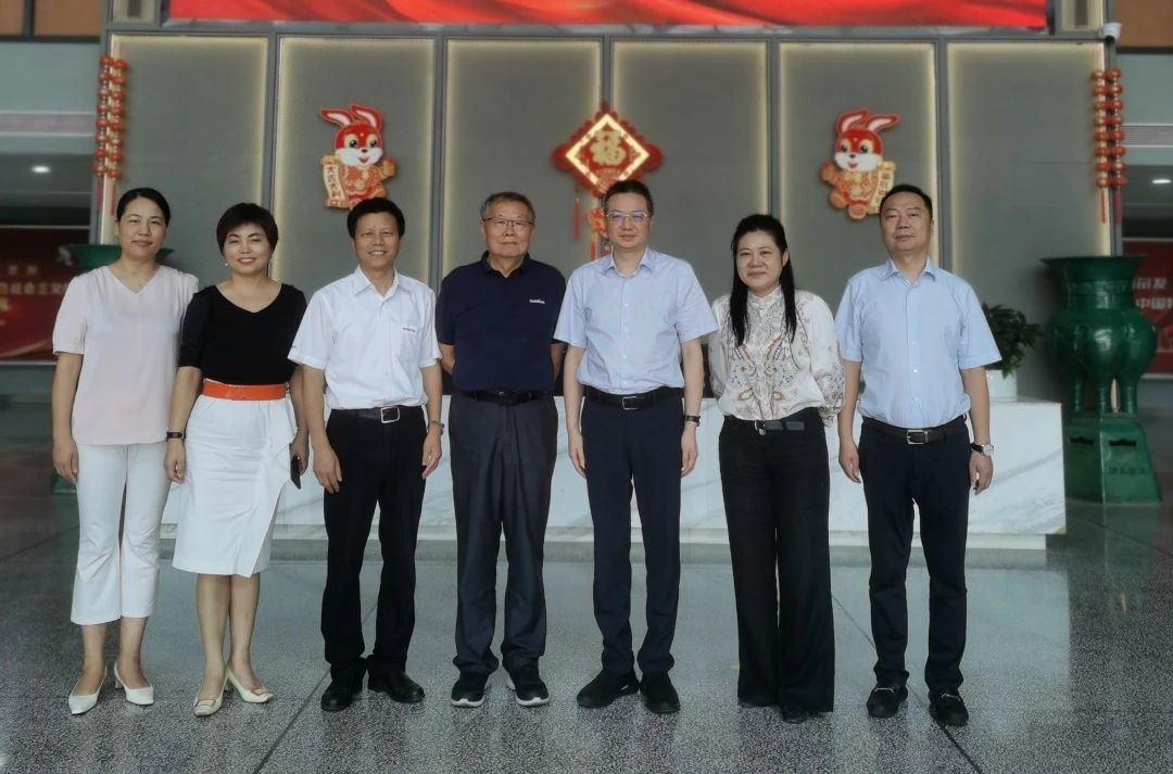 ��ɳ�����񵱾ָ��г����й�������ϯ���������qyh���ѻ��������