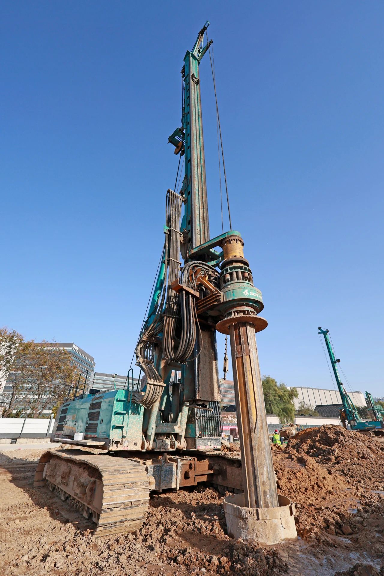 创富故事 | 造作惊喜、创造价值!qyh球友会官网智能旋挖钻机用实力俘获他的心