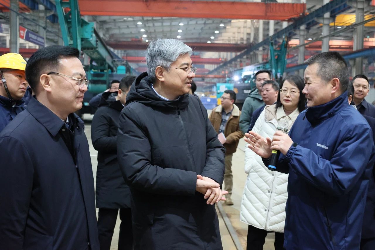 商务部部长助理唐文弘调研qyh球友会官网智能