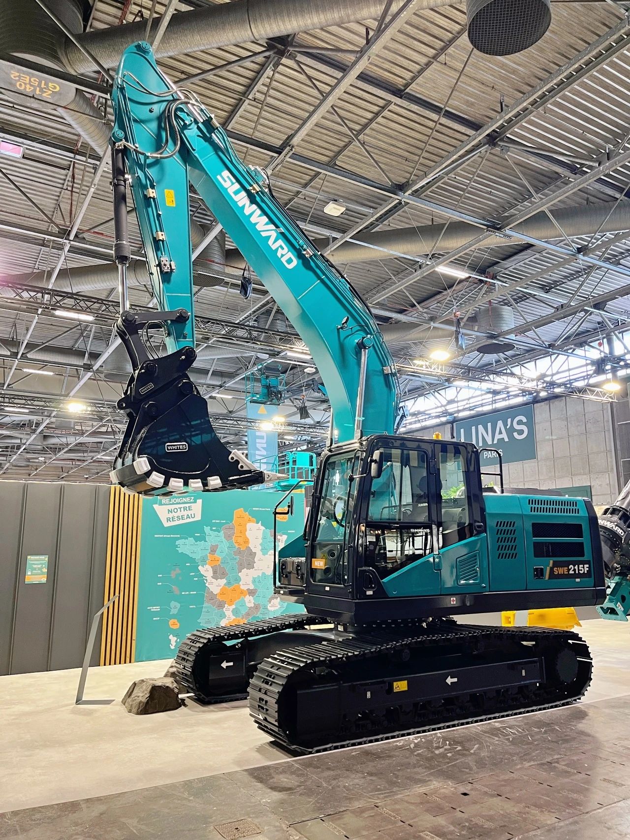 赢战INTERMAT 2024!qyh球友会官网智能土方机械深耕全球高端市场