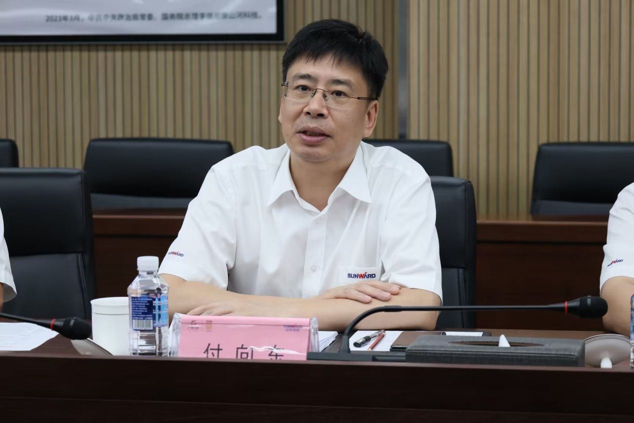 深入互换合作!昭通港李明忠副总经理率队莅临qyh球友会官网智能调查互换!