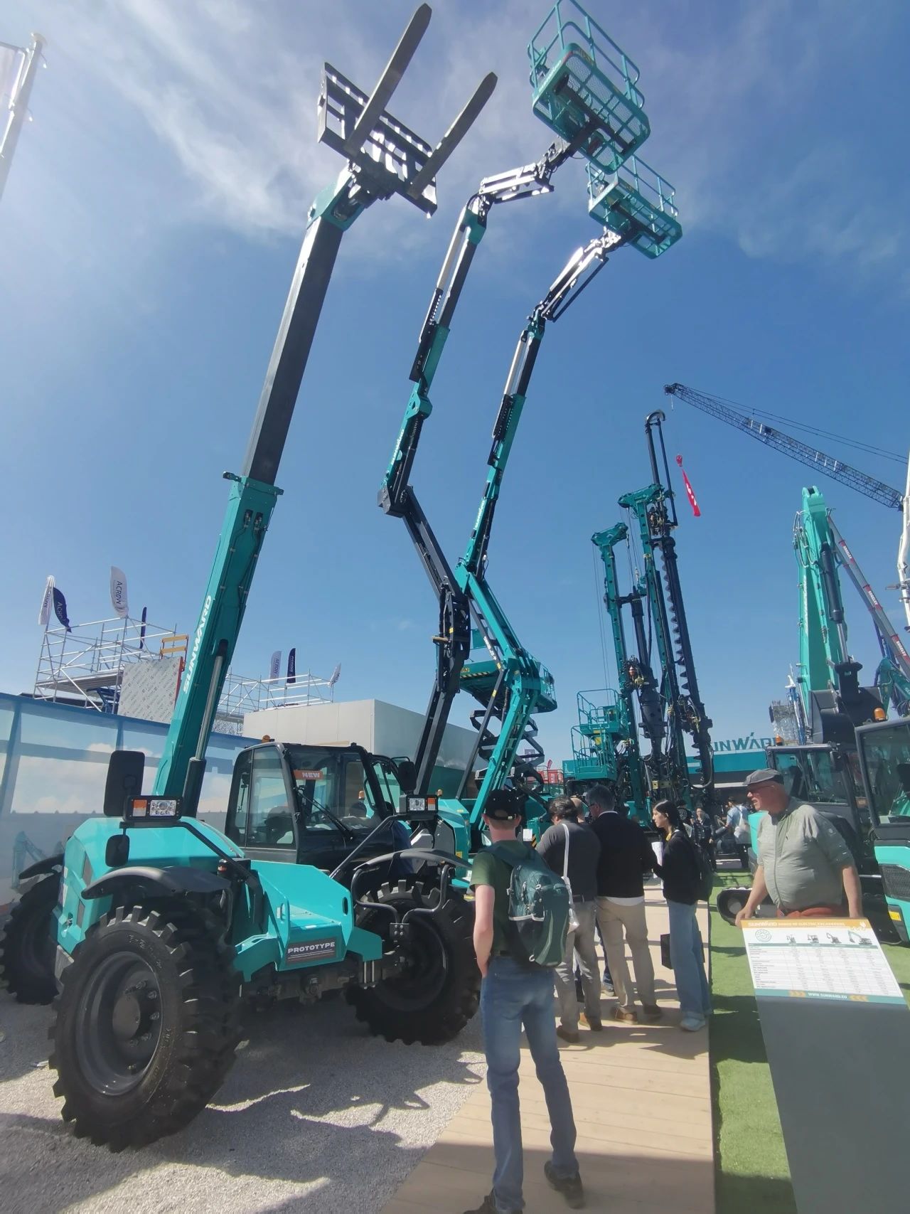 qyh���ѻ�������ܸ߿ջ�е����Bauma 2025�� ����Դ�����봴�²�Ʒ��ȫ����Ŀ