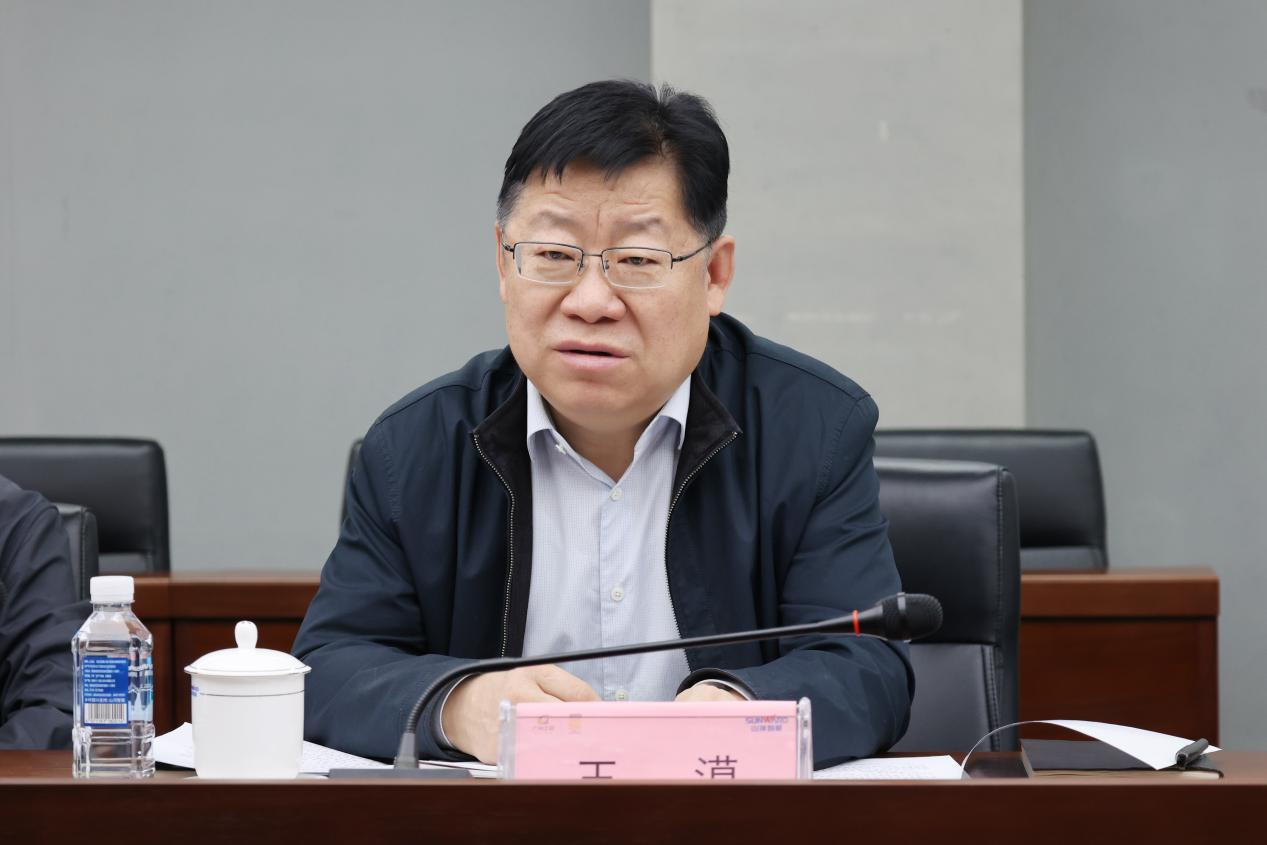 新矿投资集团党委书记、董事长王漠到访qyh球友会官网智能