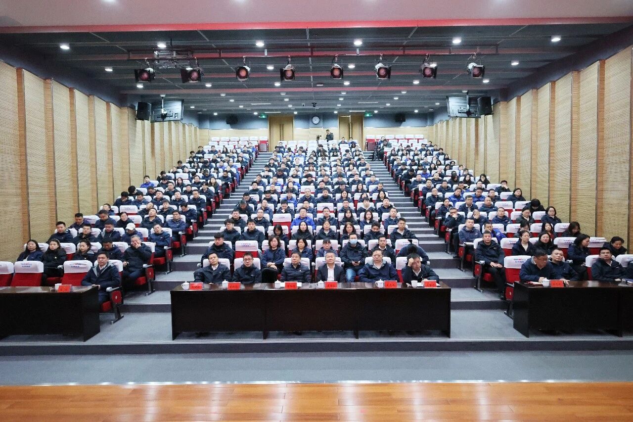 qyh球友会官网智能组织集中收看十四届全国人大四次会议开幕会