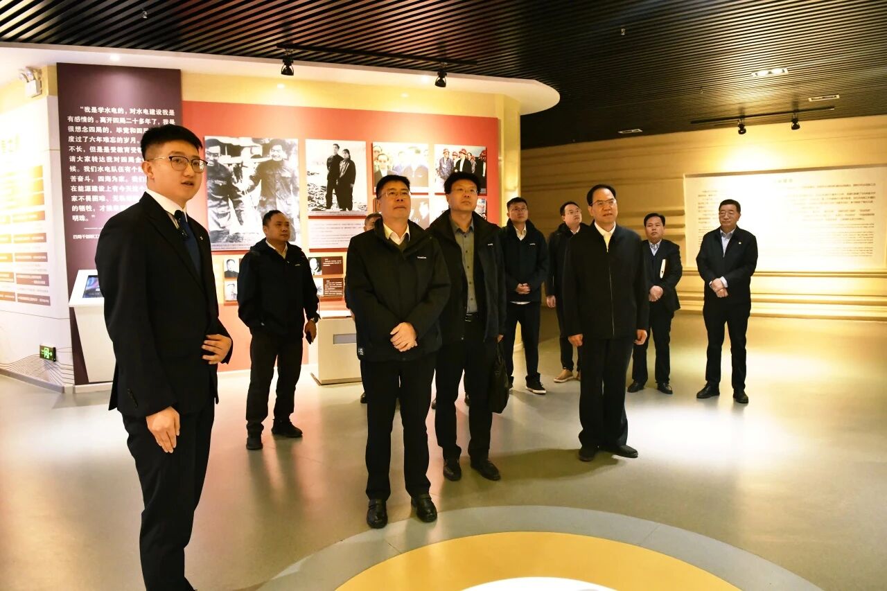 qyh球友会官网智能与中国水电四局座谈 深入合作促发展